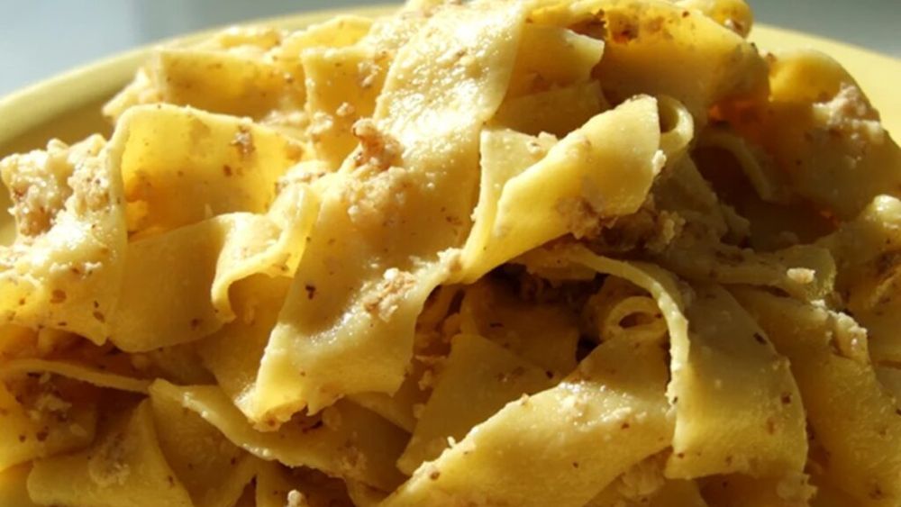 Pastele cu nucă, mâncarea de post care ne fascina în copilărie / Cu miere sau cu pesmet, rețeta de post rămâne delicioasă