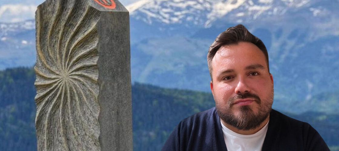 VIDEO | Cu vaca în curte, dar fără lapte pe masă. Radu Trăscău (jurnalist): Fetița s-a bucurat pentru sticla cu lapte pe care i-am dus-o, ce produce vaca e singurul venit al familiei