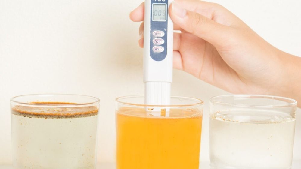 Continuă audierile în dosarul privind furnizarea de apă contaminată în oraşul Breaza / Ancheta vizează mai multe infracţiuni, inclusiv omisiunea sesizării incidentului