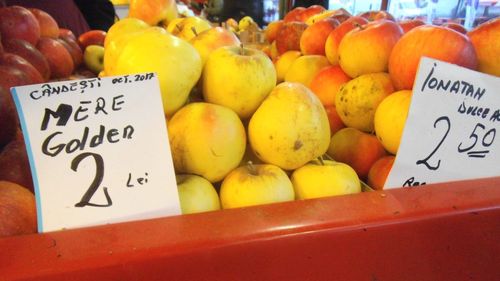 Piețele agroalimentare din sectorul 6 al Bucureștiului vor rămâne deschise în mare parte; tarabele din hale vor fi scoase în parcările din apropiere; Piața Obor rămâne funcțională