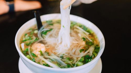 Vrei să slăbești sănătos și în siguranță? Un nutriționist recomandă, ca alternativă la paste, rădăcina de konjac - un aliment natural, sățios și slab caloric