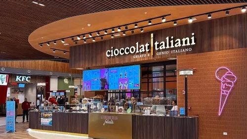 Grupul Sphera (KFC, Pizza Hut, Taco Bell) a deschis primul restaurant Cioccolatitaliani în Riccione, Italia, după o investiție de 600.000 de euro