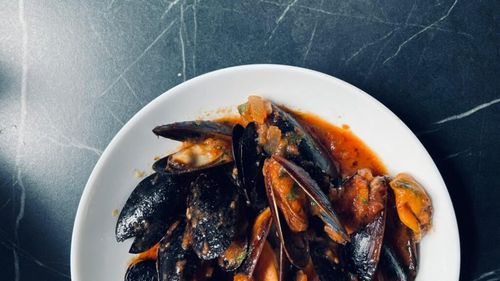 Midii cu sos de roșii: Rețeta care aduce un festin mediteraneean direct în farfurie