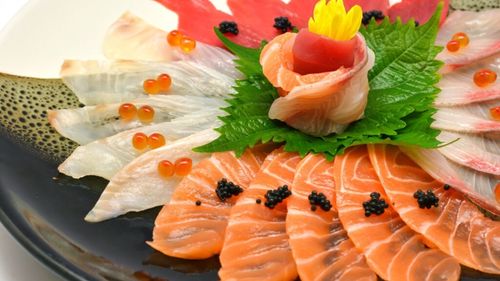 Cât de sigur este să mănânci pește crud? Iată ce trebuie să știi dacă mănânci în mod regulat acest preparat