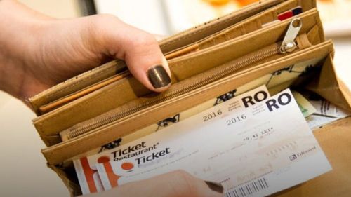 Guvernul anunță creșterea valorii tichetelor de masă/ Majorarea este de 0,14 lei, aproape insesizabilă