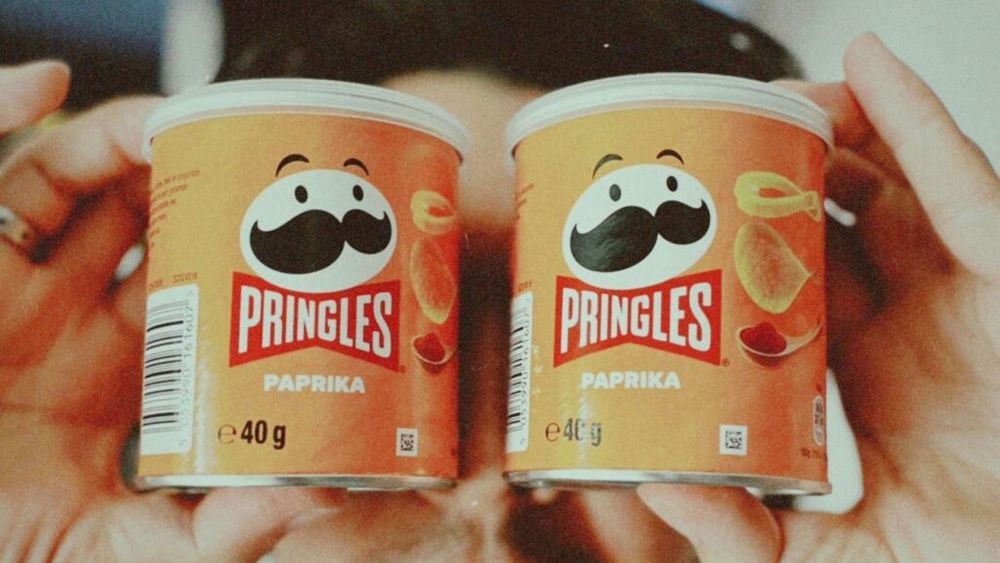 Mars va cumpăra compania care deține Pringles pentru 36 miliarde de dolari