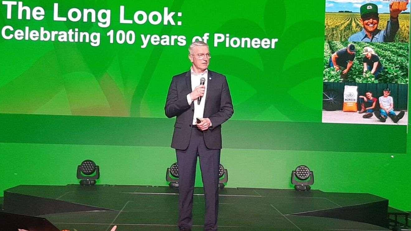 La aniversarea centenarului, Pioneer privește spre viitor. Curând va furniza semințe pentru cinci culturi diferite