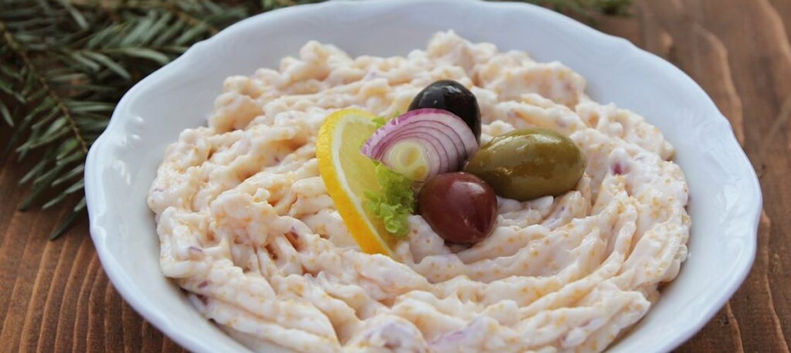 ABC în bucătărie/ Cum să faci icrele cu și fără mixer, astfel încât să iasă pufoase și să nu se taie