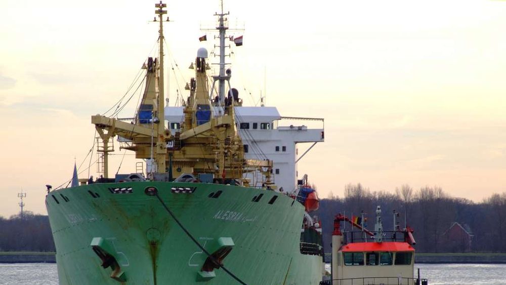 MAE condamnă atacul forţelor ruse împotriva unei nave care transporta cereale în Marea Neagră: „Este o escaladare fără precedent a acţiunilor Rusiei în cadrul războiului ilegal împotriva Ucrainei”