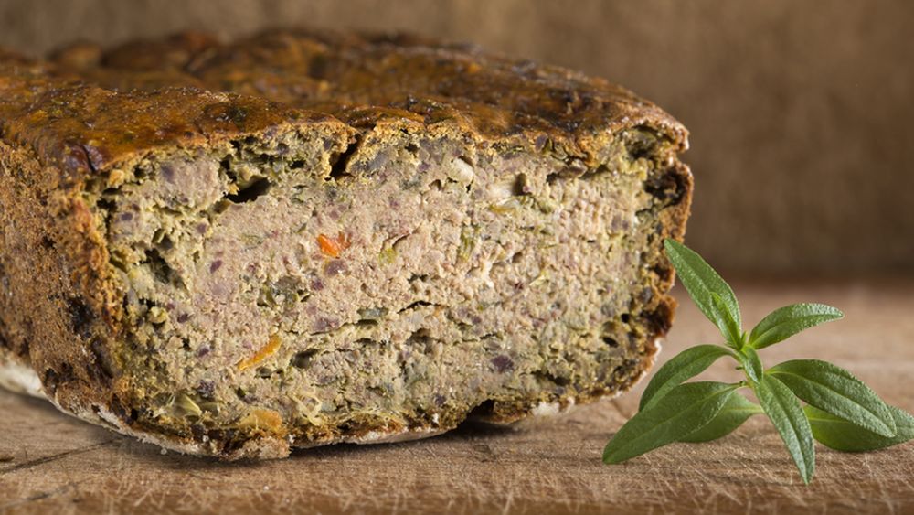 Drob de post, alternativa la rețeta clasică de Paște / Poate fi servit atât cald, cât și rece, ca aperitiv sau fel principal, alături de o salată proaspătă sau murături