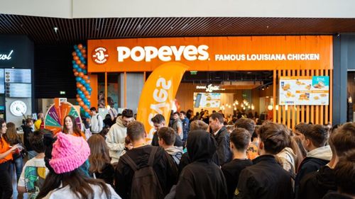 Lanțul american de fast-food Popeyes a inaugurat un nou restaurant, în Constanța / Este al șaselea oraș din România unde se extinde