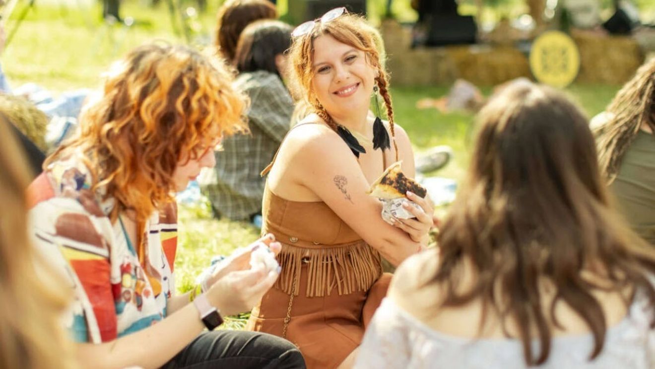 Trei zile de târg, artă, muzică şi voie bună la Iarmaroc la sat, în Parcul Etnografic din Cluj-Napoca (4-6 iulie)/ „Vizitatorii vor putea degusta bucate din ingrediente locale, reţete tradiţionale, fără fast-food”