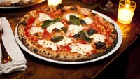 Pizzarii se pot înscrie la Campionatul Internațional de Pizza 2026 de la INDAGRA FOOD. Se caută o rețetă originală, un aluat perfect dospit și o combinație de ingrediente spectaculoasă