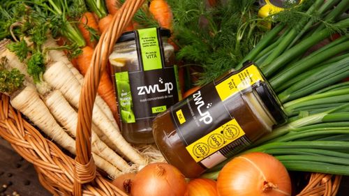 Zwup, un brand românesc de supe, pornit ca un business de familie / Am vrut să gătim „ca la televizor”, folosind supe și nu apă, iar astfel de produse nu erau în magazine