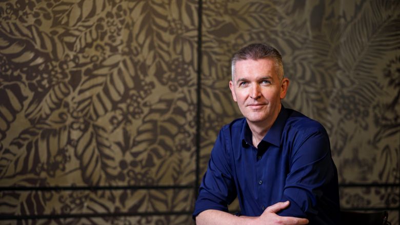 INTERVIU | Cât costă să deschizi o cafenea de specialitate în România în 2026. Cristian Turculeț, Anuva Coffee: „Chiria, salariile și utilitățile continuă chiar dacă vânzările cresc mai lent”