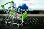 Un lanț de supermarketuri celebru în Olanda și Belgia le oferă tinerilor o modalitate complet nouă de a aplica pentru locuri de muncă: printr‑un chatbot pe WhatsApp