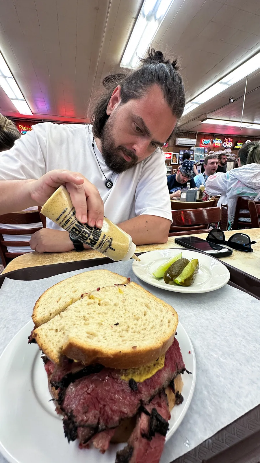 new-york, new-york-vintage, diner-american, katzs-delicatessen, grand-central-terminal, lexington-candy-shop, empire-diner, stamps-on-the-passport, america-de-altadata, gastronomie-americana, restaurante-istorice, pastrama-new-york, coca-cola-artizanala, brunch-new-york, city-break-new-york, experiente-culinare, calatorii-gastronomice, sua, manhattan