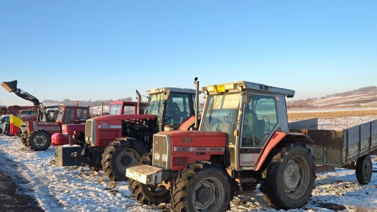 VIDEO | 10 fermieri dintr-o comună din Suceava protesează: Se tem că acordul UE-Mercosur le poate închide fermele