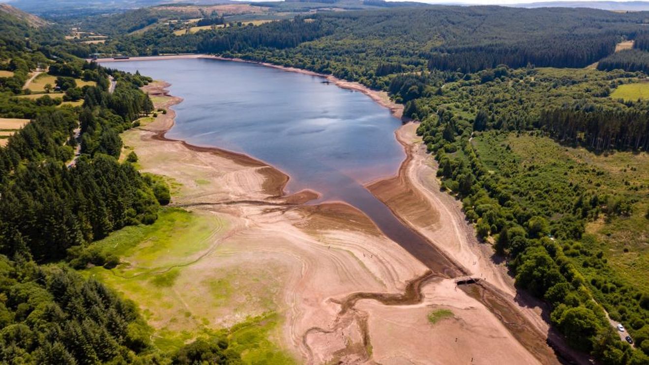 Seceta severă amenință ecosistemele și agricultura Europei, avertizează Centrul Comun de Cercetare / Europa de Est experimentează deja condiții emergente de stres vegetativ