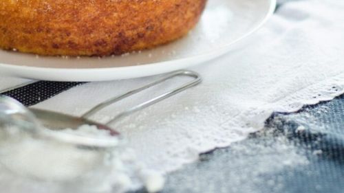 4 greșeli frecvente pe care ar trebui să le eviți ca să îți iasă perfect blatul de tort sau pandișpan