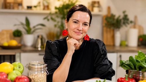 Ce mâncăm înaintea unei ședințe de kinetoterapie de dimineață? 10 idei în jur de 250 kcal, recomandate de nutriționistul Tania Fântână
