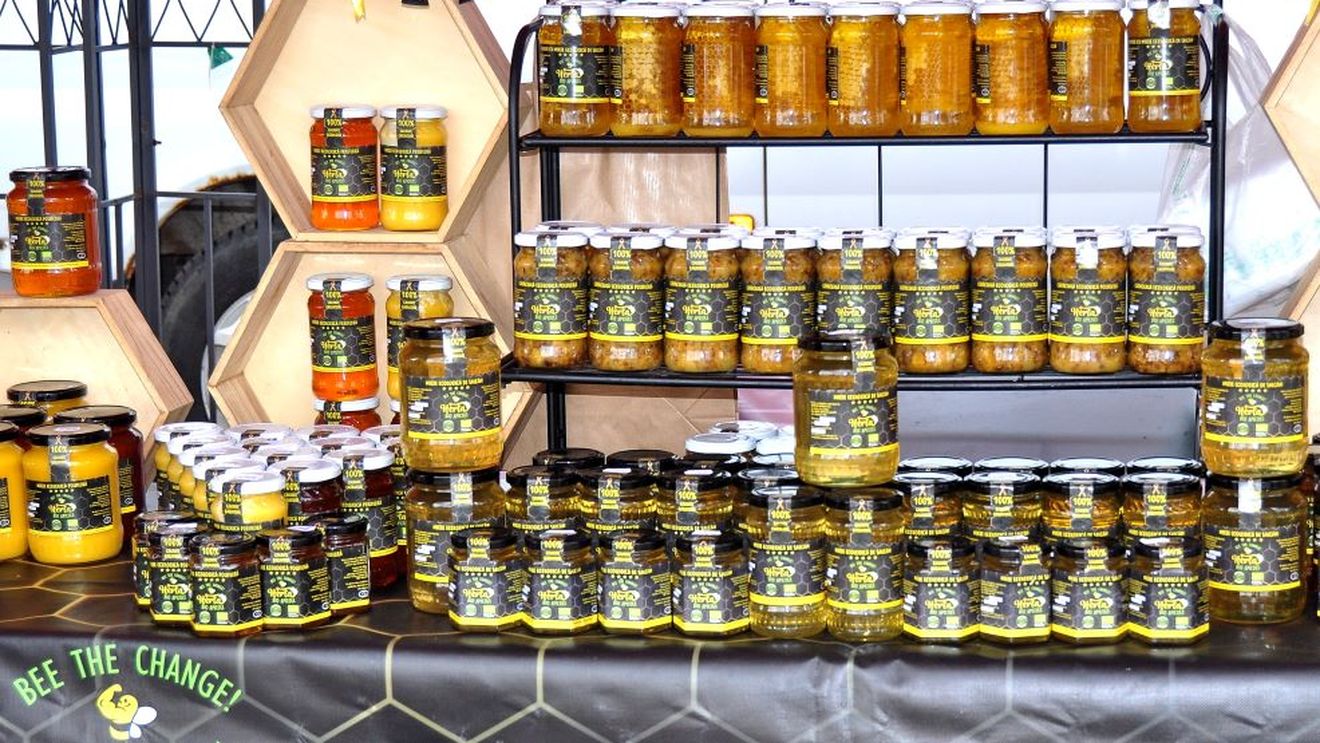 Prezent la Târgul Mierii din București, președintele Asociației Crescătorilor de Albine: „Seceta a pus capac producţiilor agricole; apicultura este unul dintre sectoarele cele mai afectate”