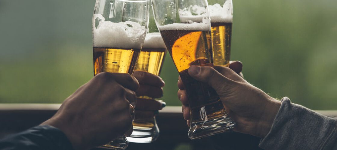 Berea light nu mai are gustul fad de altădată / Maeștrii berari explică cum reușesc producătorii să obțină mai multă aromă cu mai puține calorii