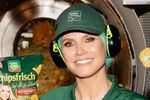 Heidi Klum își lansează propria gamă de chipsuri. Supermodelul a vizitat o fabrică de cartofi pentru a alege aroma câștigătoare