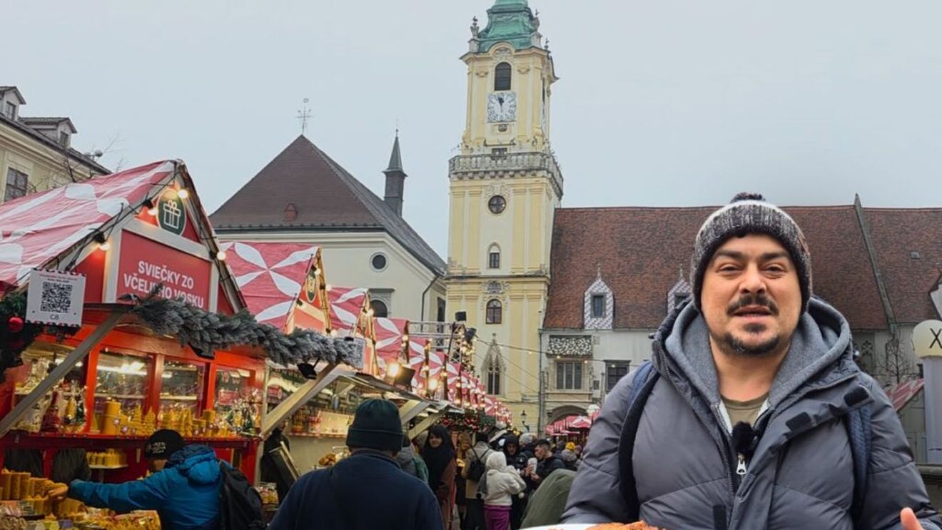 VIDEO | Pune-mi măghiran sub brad! Ce să mănânci la târgul de Crăciun din Bratislava