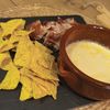 FOTO | Brânză Provolone topită cu variate topping-uri. Totul despre această minunată brânză italiană