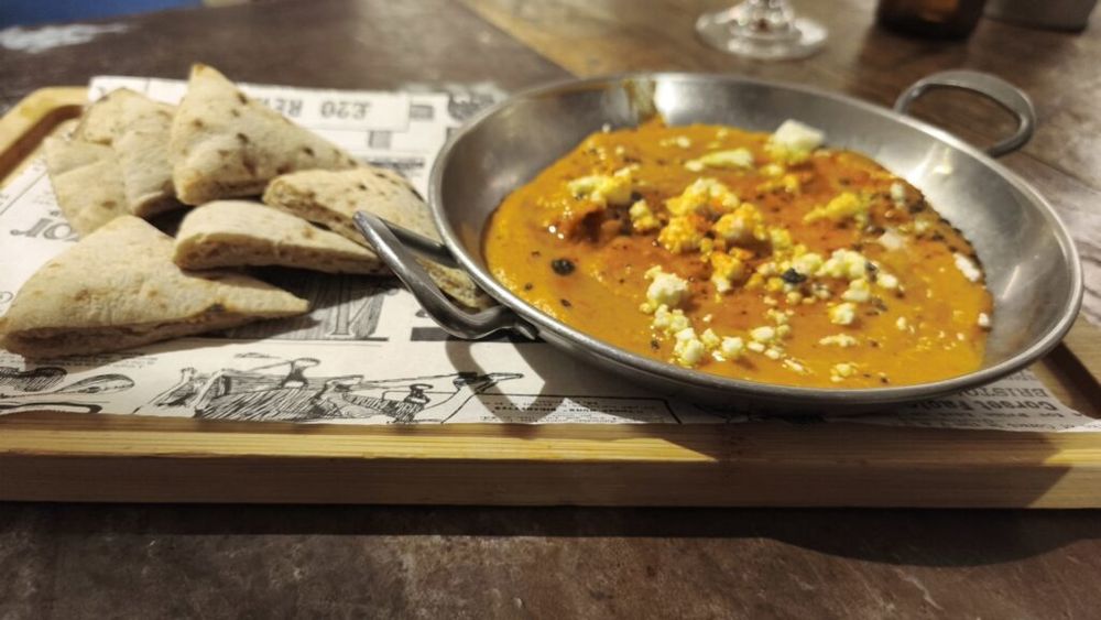 Rețetele Juanitei | Supă cremă de cartof dulce, năut și legume fel de fel, un preparat perfect pentru o seară friguroasă/ Și o mâncare de post ușor de pregătit