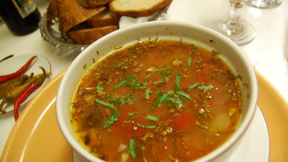 Ciorbă de pește dobrogeană – rețeta tradițională / Este un preparat ideal pentru mesele în familie sau întâlnirile cu prietenii