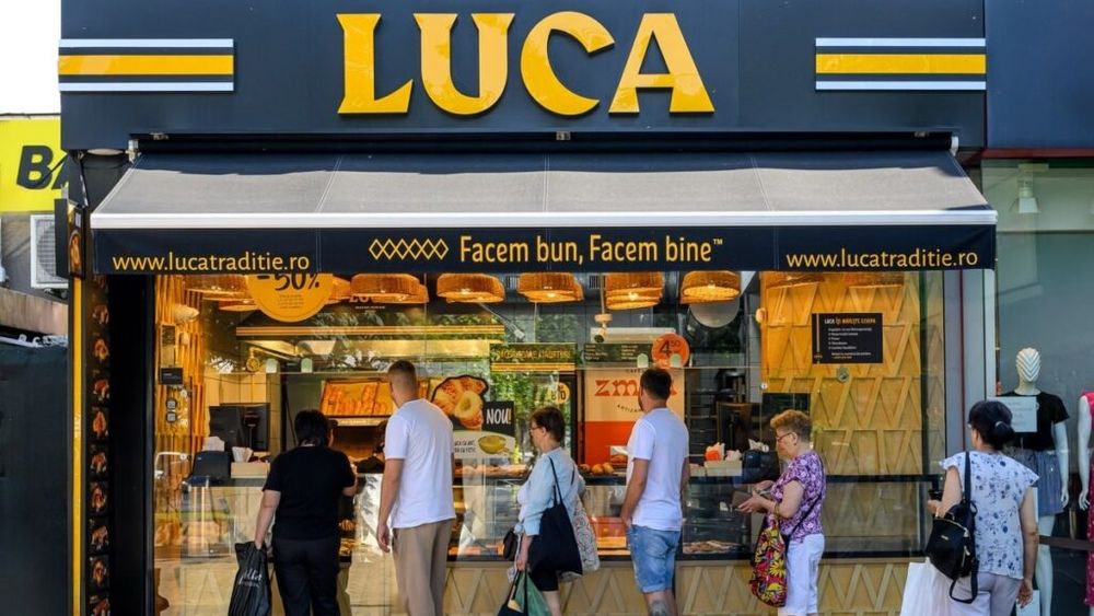 LUCA investește peste 2 milioane de euro ca să-și servească sandvișurile calde / Rețeaua a trecut de 200 de locații în România și Polonia