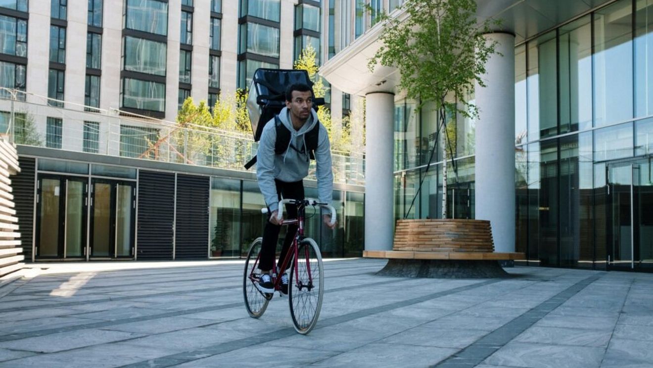 Glovo și Delivery Hero, anchetate de UE pentru posibile înţelegeri anticoncurenţiale