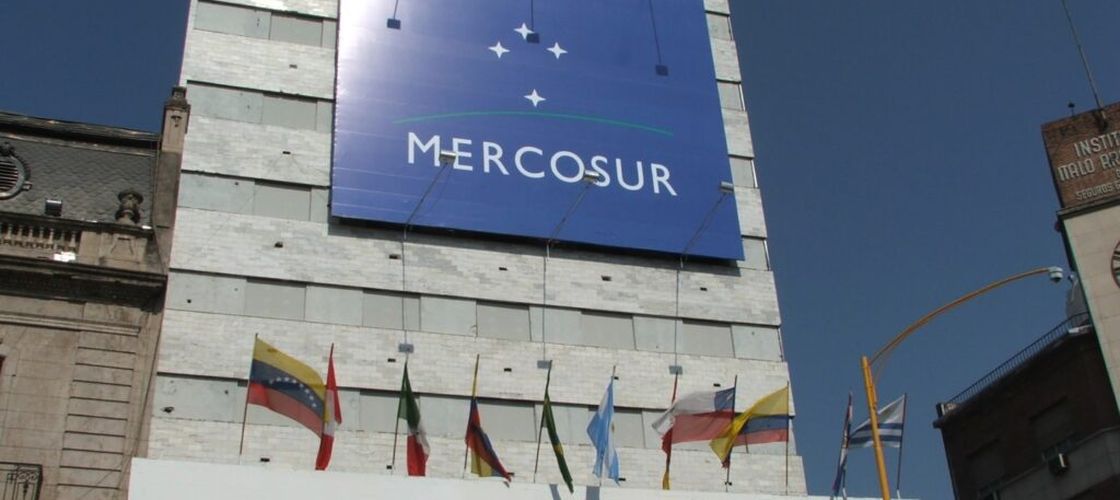 Guvernul României a adoptat marți memorandumul privind semnarea acordului de parteneriat între Uniunea Europeană și Mercosur