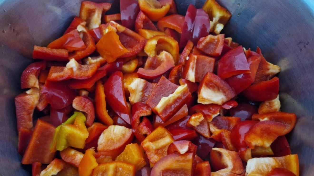 Pipiridzi tângâsiti, mâncarea „aromânilor săraci” care a ajuns la modă în restaurantele fancy / Rețeta originală a deliciului care e gata în mai puțin de-o oră: Doar patru ingrediente, poți să-l savurezi și cald, și rece