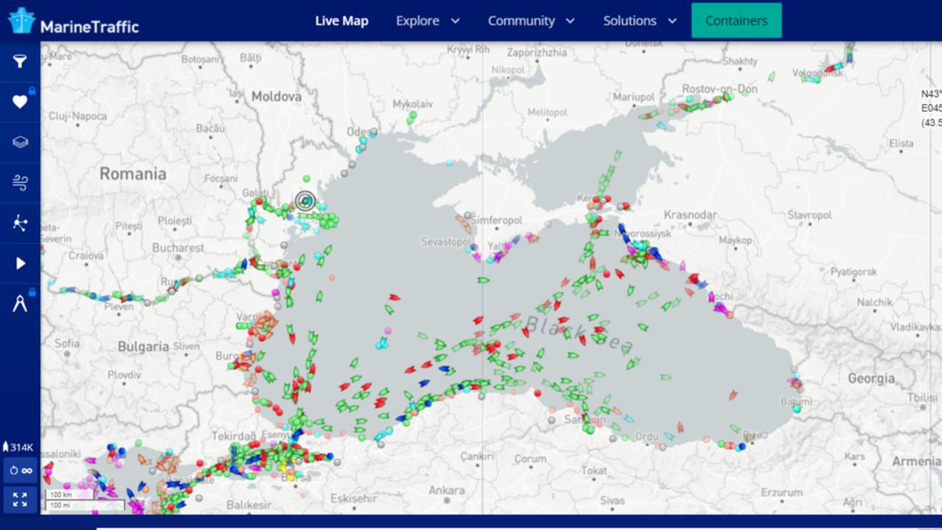 Circulația navelor din porturile maritime ucrainene a încetat, după expirarea în 17 iulie a acordului privind exportul de cereale prin Marea Neagră; aglomerație mare de nave, în apropiere de Sulina; porturile maritime rusești, active, în timp ce armata rusă bombardează Odesa