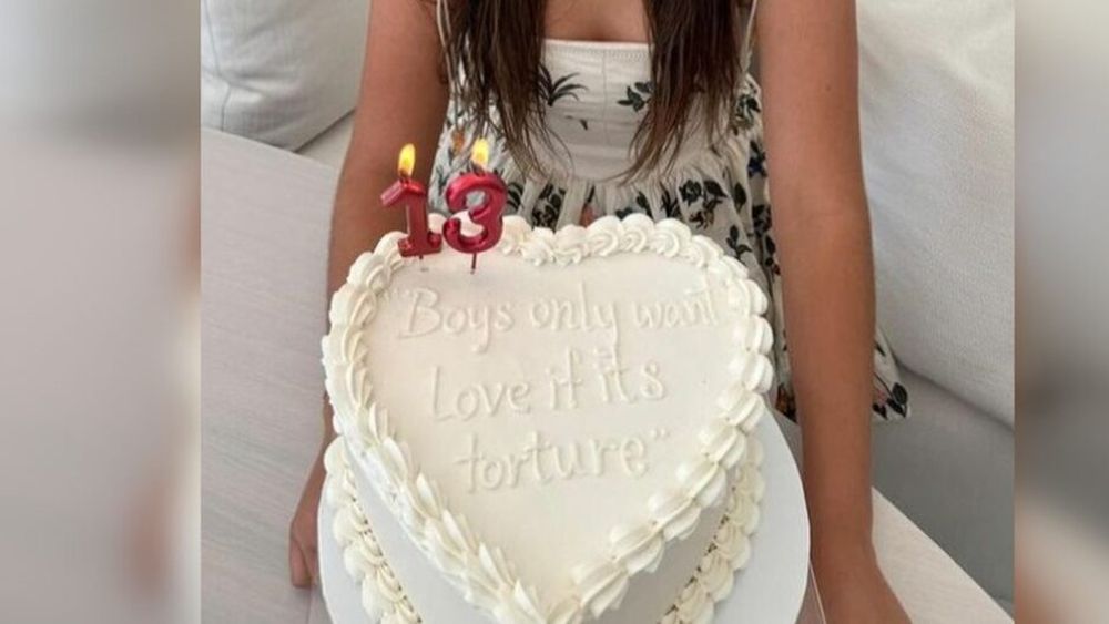 Fata lui Ivanka Trump, fiica republicanului Donald Trump, a primit un tort inspirat de o piesă a lui Taylor Swift / Mulți republicani cred că superstarul îl ajută în secret pe Biden