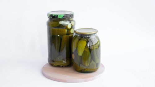 Este zeama de la castraveții murați bună pentru sănătatea ta? Iată ce spun experții