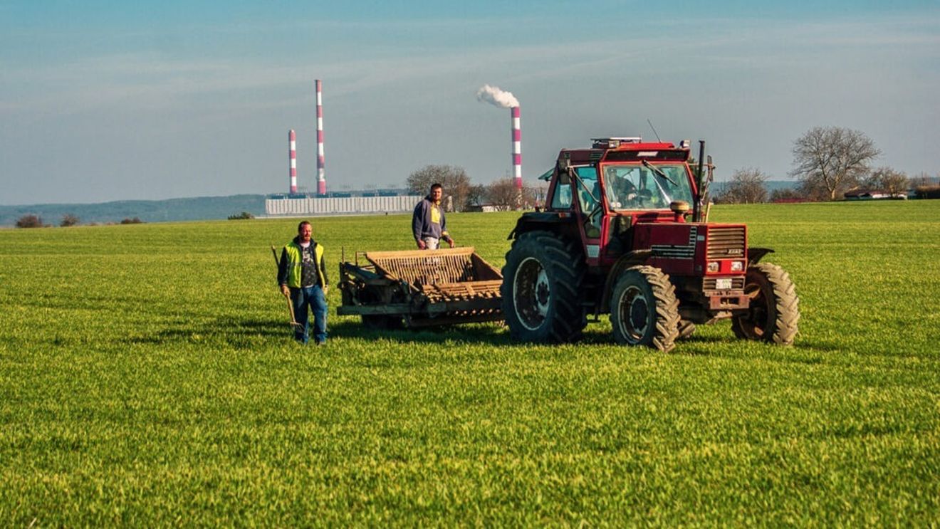Fermierii din Franța și Spania mențin presiunea asupra autorităților / Sunt nemulțumiți de modul în care au fost gestionate focarele de boli la animale