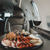 Unde mănânci cel mai bine la 10.000 de metri altitudine / Companiile aeriene cu cea mai bună mâncare, cafea și vin