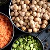 Linte sau năut / Care are mai multe proteine și fibre și ce alegi pentru o dietă echilibrată