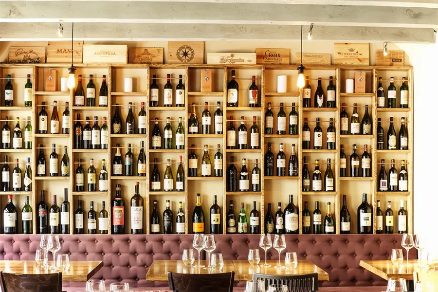 Tastinr Room by Ethic Wine