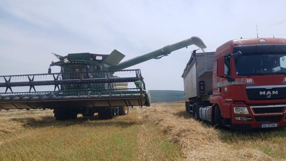 Ferma zootehnică DN AGRAR anunță că a realizat anul trecut investiții de aproape 40 de milioane de lei. Printre proiecte: Extinderea instalării roboților în ferme și o fabrică de compost