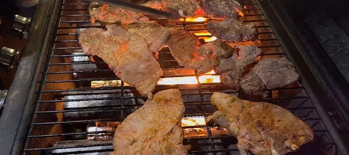 Analiza/ În plin sezon al grătarelor, carcasa de porc se vinde cu doar 1,50 euro/Kg/ În Germania, piața este suprasaturată de porcul spaniol!
