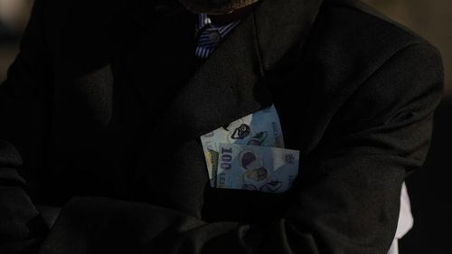 Romalimenta: Industria alimentară primeşte încă o lovitură prin creşterea salariului minim şi anularea facilităţilor fiscale