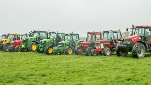 Programul Rabla pentru tractoare va fi operational până la 31 martie / Sunt două tipuri de vouchere care acoperă  65%, respectiv 80% din prețul de achiziţie al tractorului 