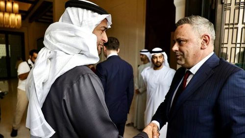 Ministrul Agriculturii, după vizitele în Emiratele Arabe și Qatar: Au fost puse bazele unor proiecte majore de investiții în domeniul zootehnic / Printre acestea, abatoare și o fabrică de lapte praf