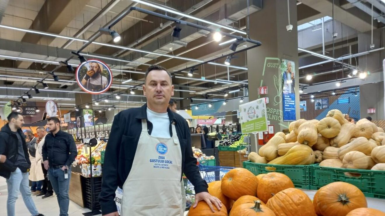 Laurențiu Costea, unul dintre primii cinci cultivatori de pepeni din țară, spune că nu mai este rentabil să vândă fructele în piețele tradiționale din România: „Un pepene pleacă de la noi cu 1,50 lei și se vinde la piață, în București, cu 4 lei” / Cum au ajuns, însă, produsele lui să fie comercializate în Polonia