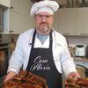 FOTO | A renunțat la viața din Germania pentru a deschide Punct Gastronomic Local în Banat / Arpad Szabo: „Din păcate, oamenii din jurul nostru nu prea mai pun nimic în grădină. Nu pot lua brânză de la ciobanii din zonă, pentru că nu au acte”